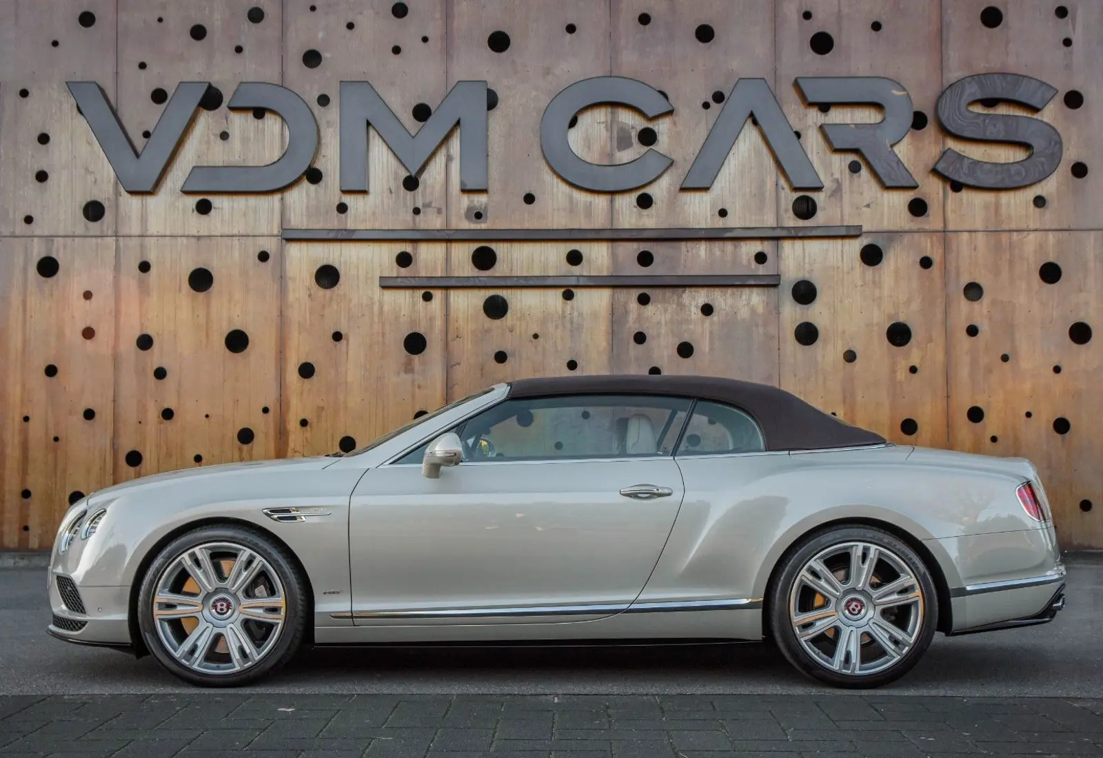 Bentley Continental GTC V8 S * 1. OWNER * MULLINER * MASSAGE *  - 106009