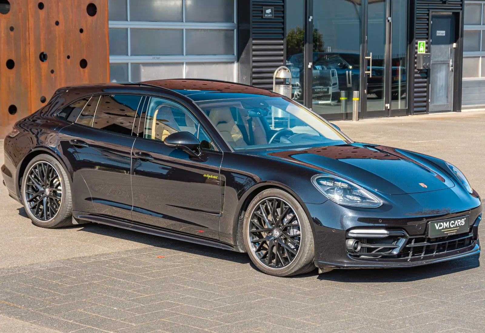 Porsche Panamera Sport Turismo 4 E-Hybrid Platinum Editi - 144964
