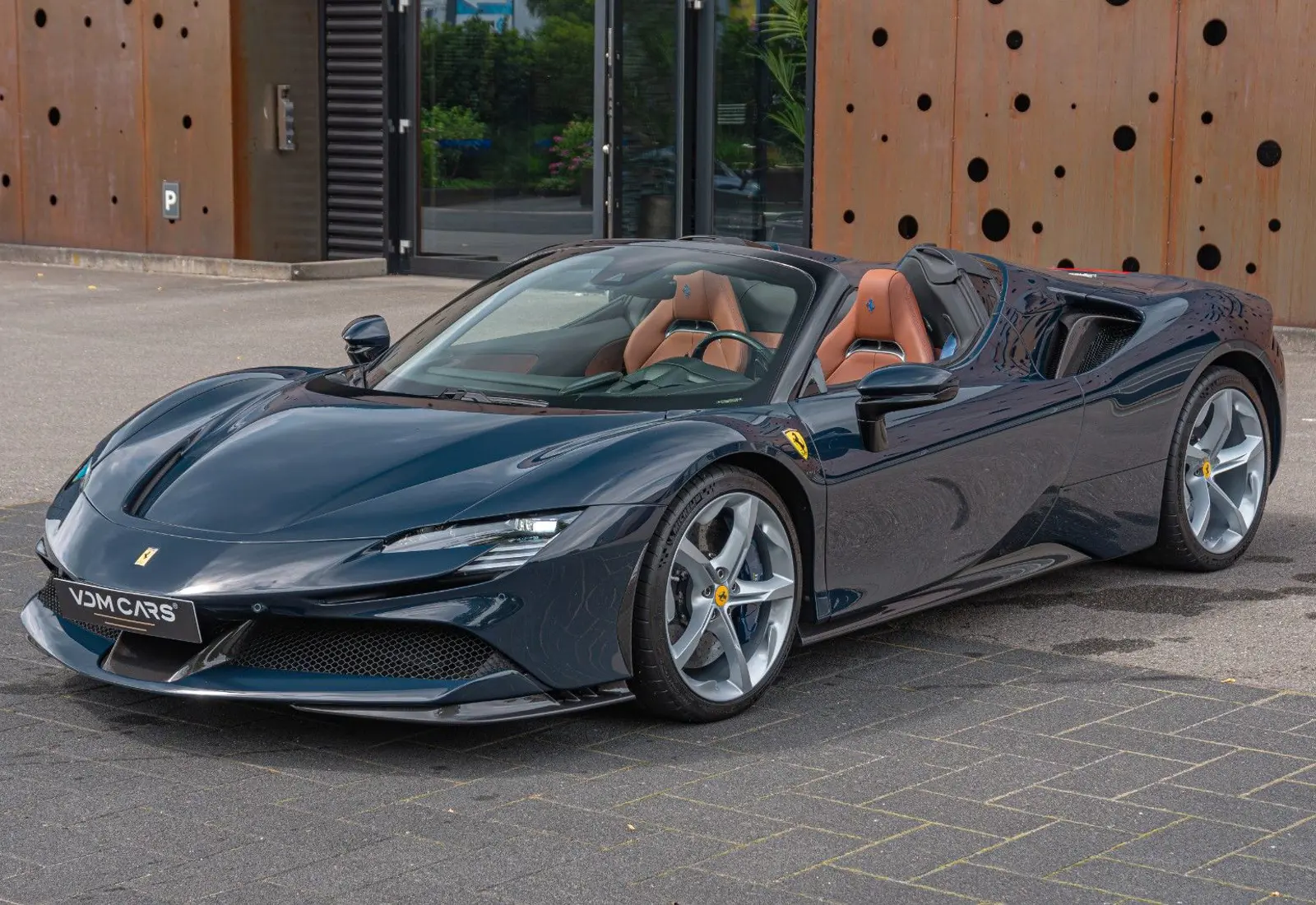 Ferrari SF90 Spider * CARBON(12x) * CARPLAY * LIFT * TWO-TONE *  - 126553