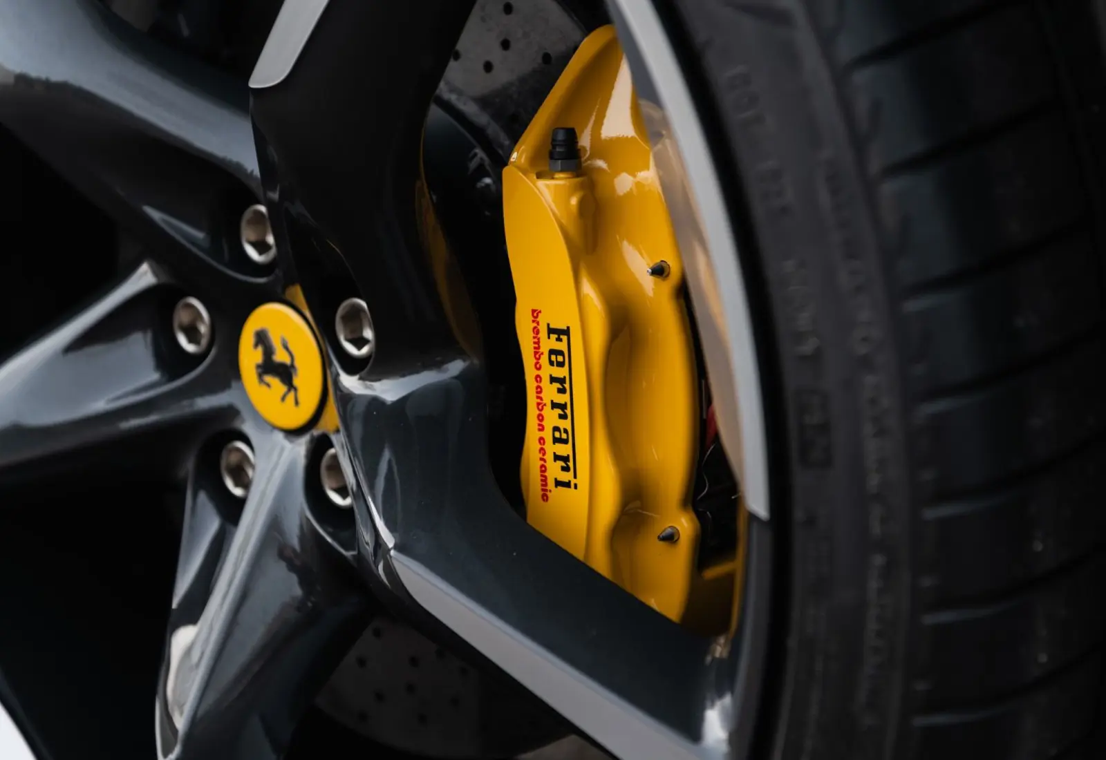 Ferrari Purosangue V12 * FULL CARBON * PANO * LIFT * VENT - 135154