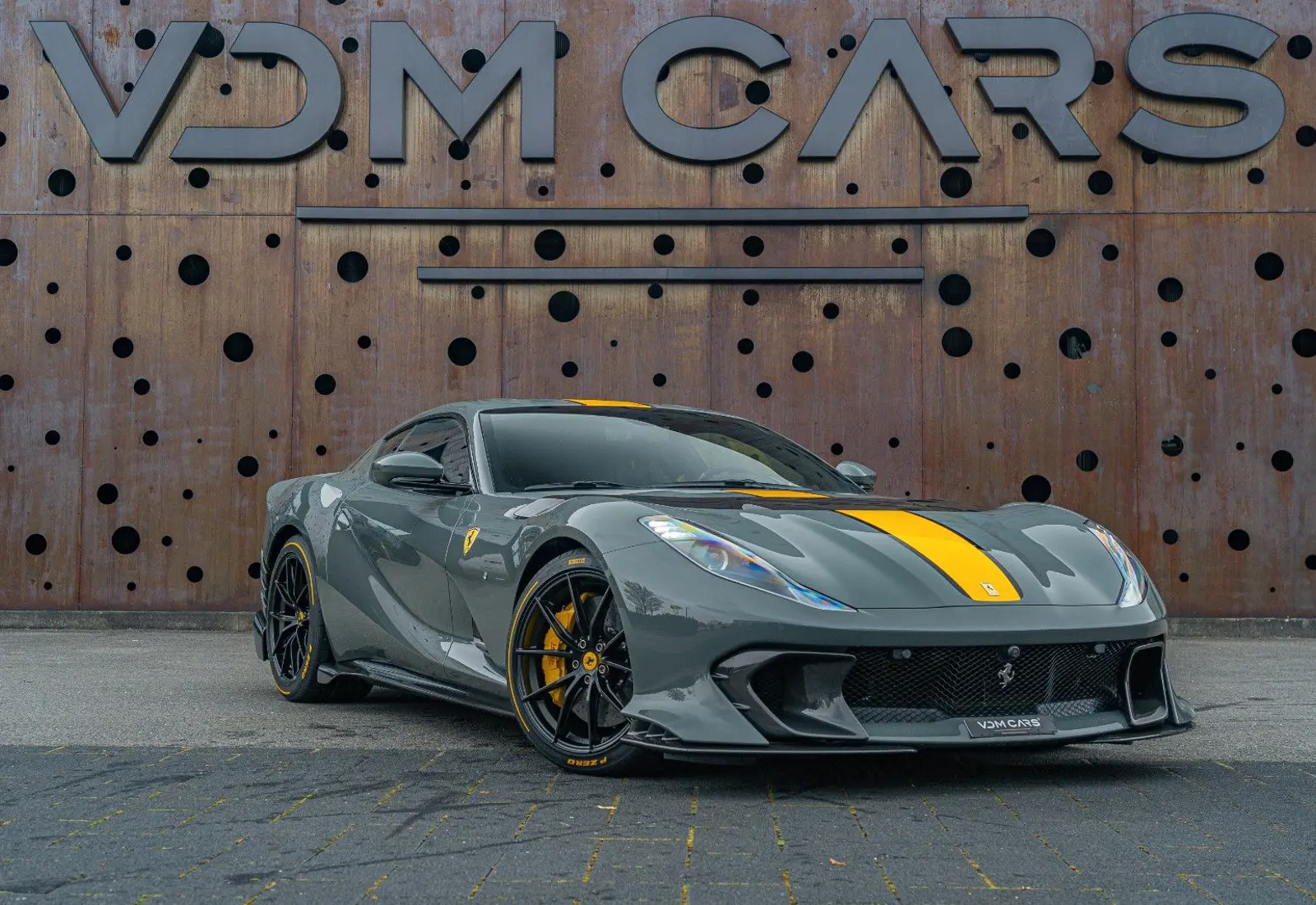 Ferrari 812 Competizione * 1 of 8 color ! * GRIGIO MEDIO *  - 137988