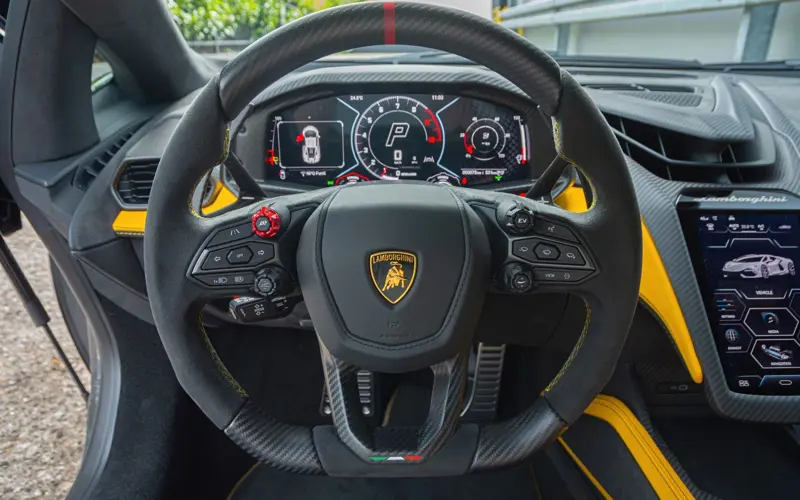 Lamborghini Revuelto 6.5 V12 * NEW CAR * AVAILABLE * BI COLOR - 114726