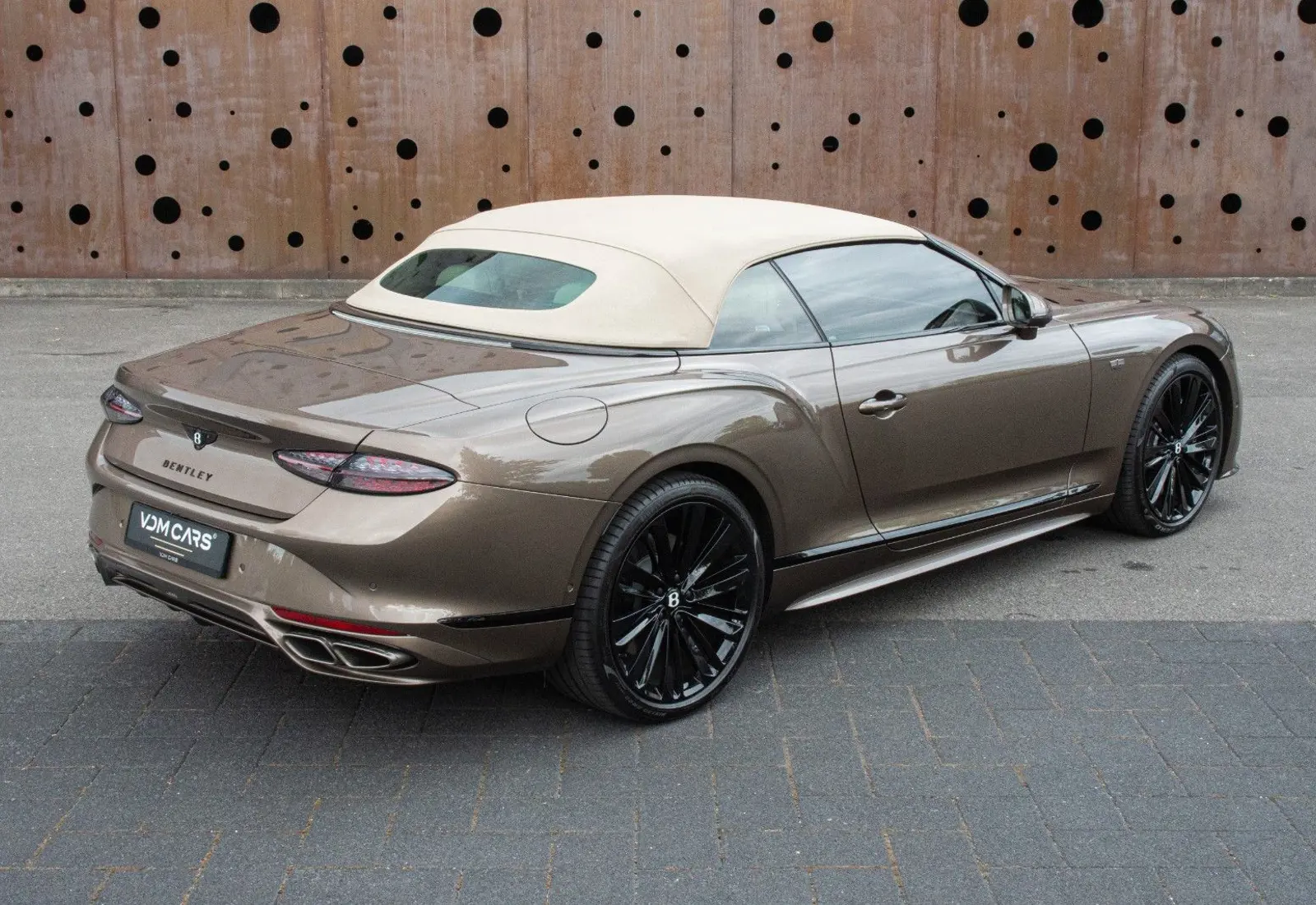 Bentley Continental GTC Speed * AKRAPOVIC * 1st EDITION * VOL - 150088