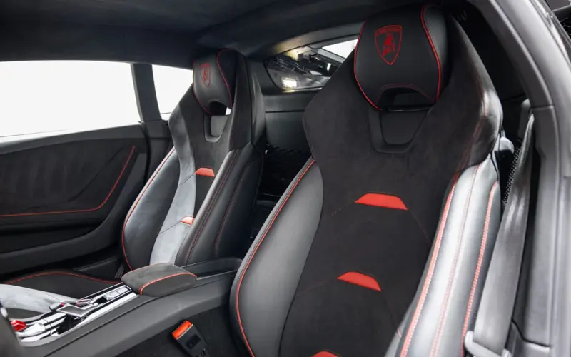 Lamborghini Huracán EVO AWD * CCB * LIFT * CARPLAY * SENSONUM * CRUIS - 121126