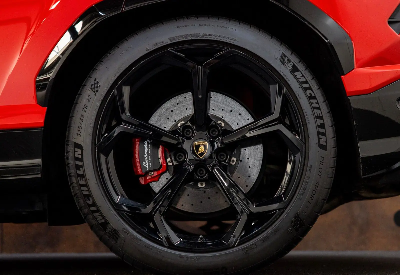 Lamborghini Urus 4.0 V8 * Head-up * Pano * B&amp;O * ACC * Massage *  - 111640