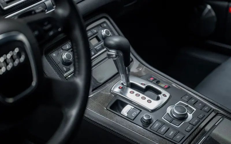 Audi S8 5.2 quattro * MASSAGE * LUFTFEDERUNG * CARBON *  - 168730