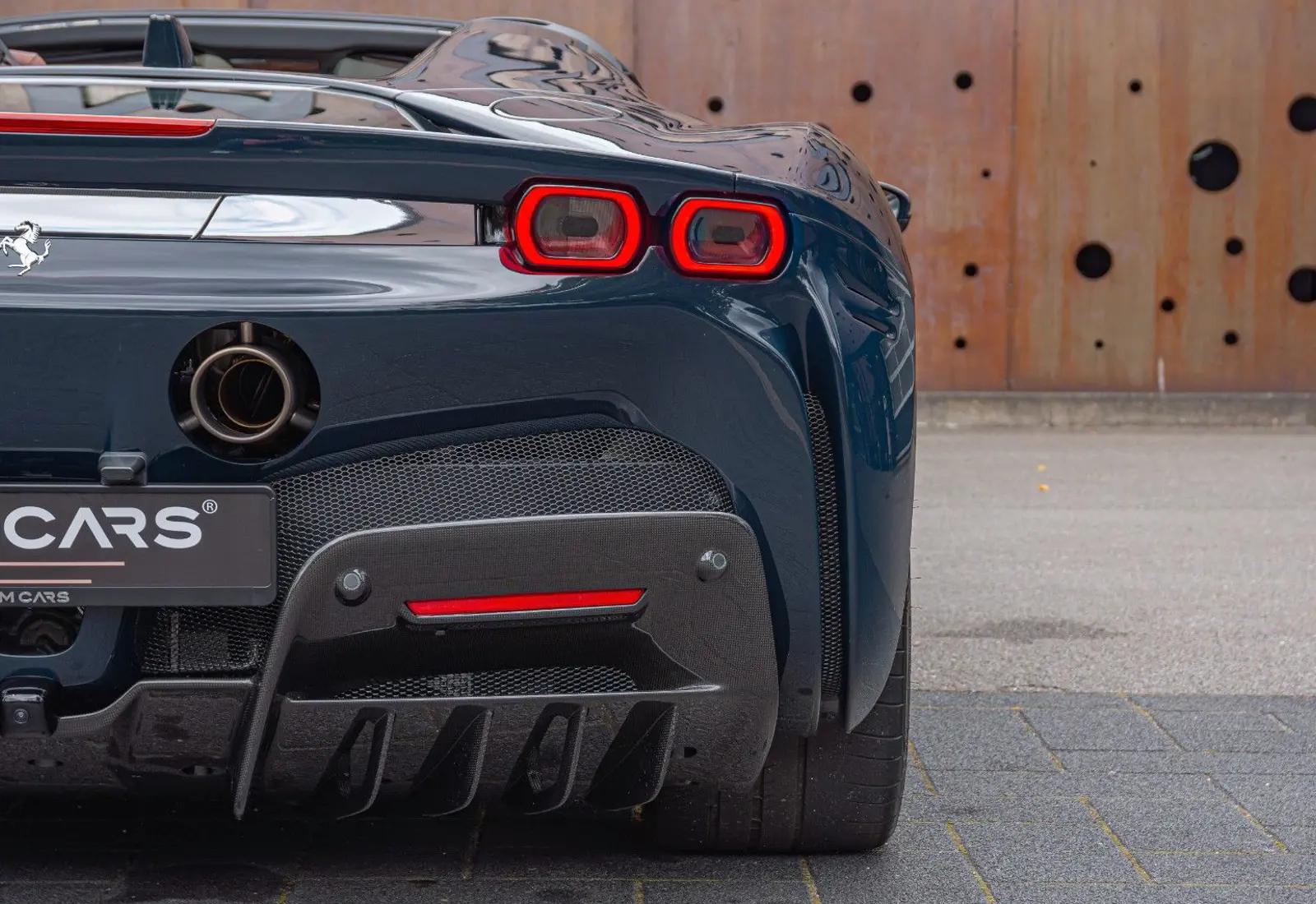 Ferrari SF90 Spider * CARBON(12x) * CARPLAY * LIFT * TWO-TONE *  - 110897