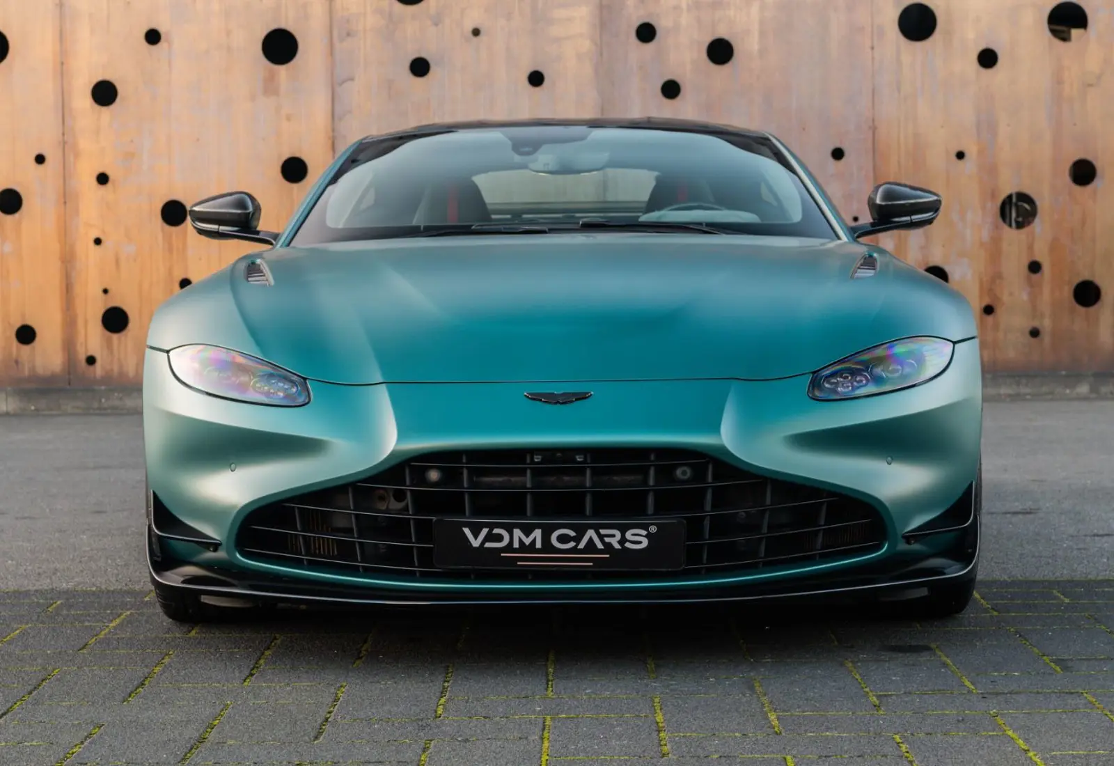 Aston Martin Vantage F1 * CARBON * AERO * INKL.ORIG.WINTERRADSATZ *  - 125145