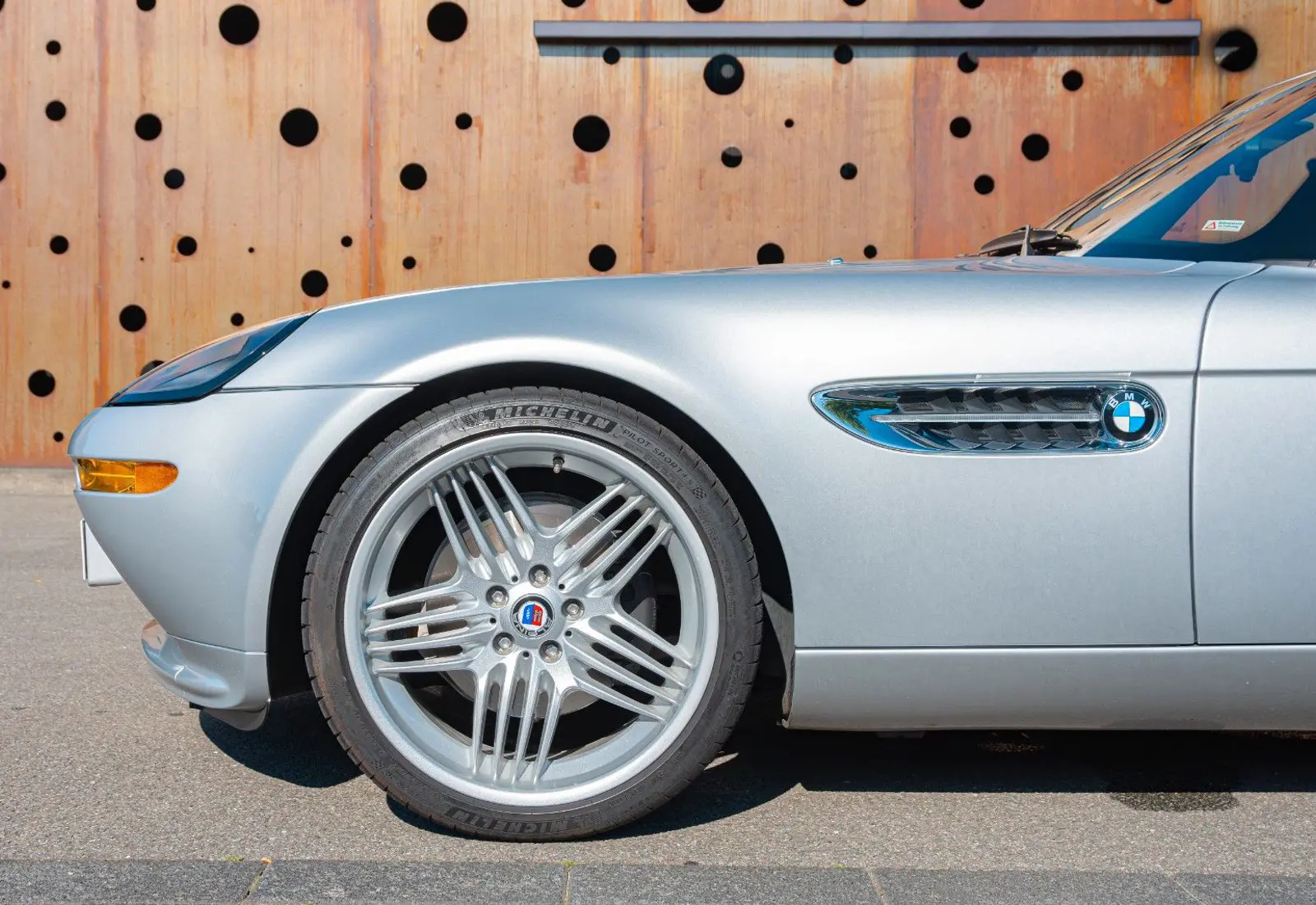 BMW Z8 ALPINA Roadster * NR.208/555 * SAMMLERSTÜCK * HEFT - 70693