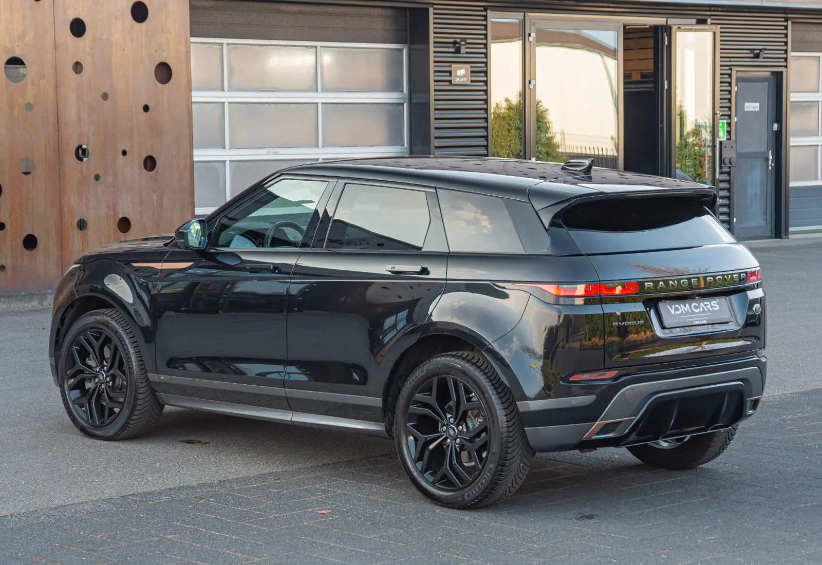 Land Rover Range Rover Evoque R-Dynamic S - 106663