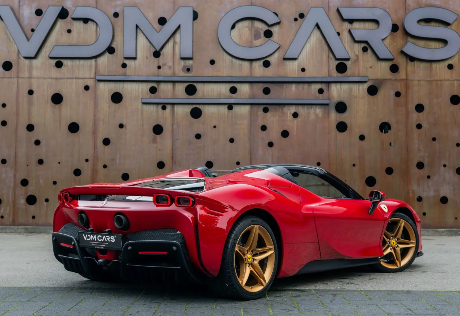 Ferrari SF90 Spider * LIFT * CARPLAY * AFS * TWO-TONE * CARBON *  - 166931