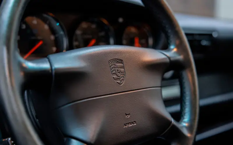 Porsche 993 Carrera 4S Coupé * Schaltgetriebe * Dach *  - 128254