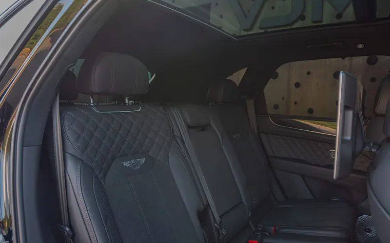 Bentley Bentayga V8 S * 7SEAT * CARBON * NAIM * MASSAGE * TOURING - 106537