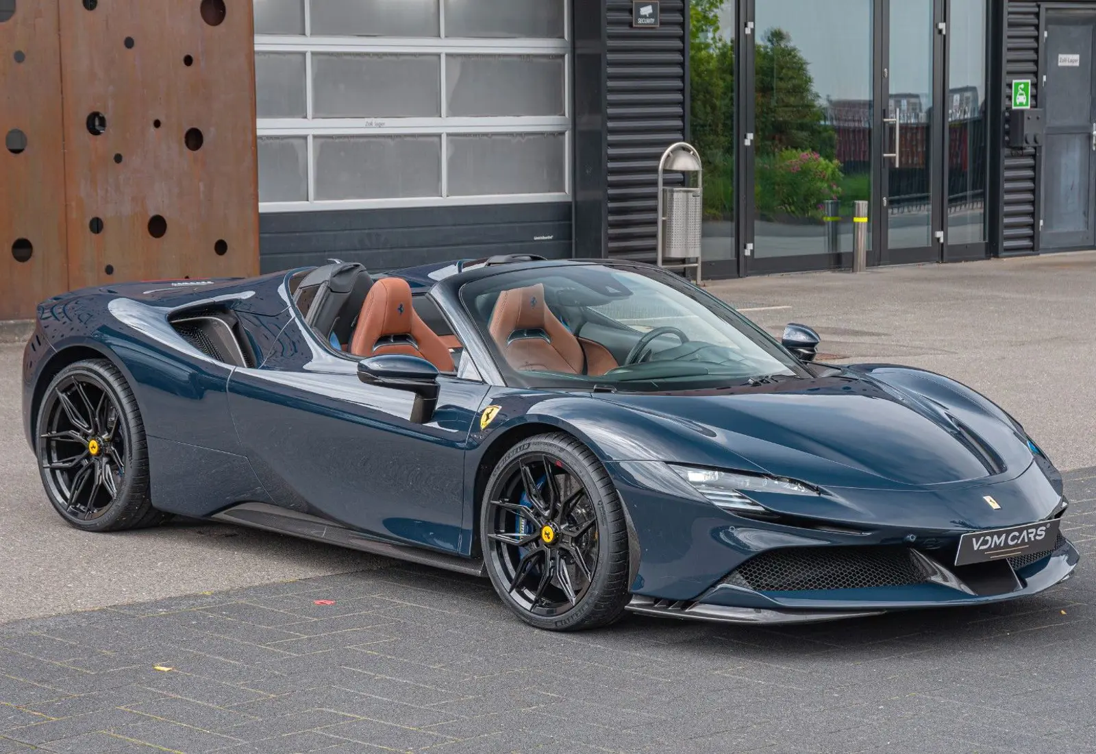 Ferrari SF90 Spider * CARBON(12x) * CARPLAY * LIFT * TWO-TONE *  - 119486