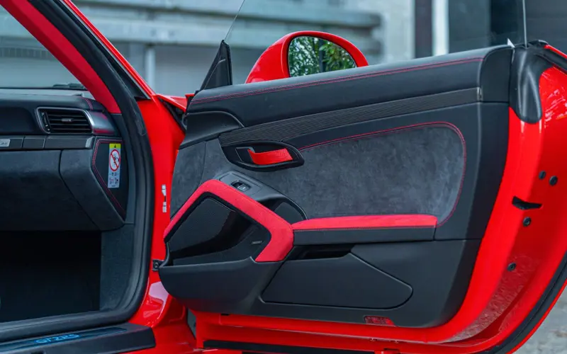 Porsche 911 GT2 RS * WEISSACH * 1.HAND * NUR 732KM * CLUBSPORT - 135844