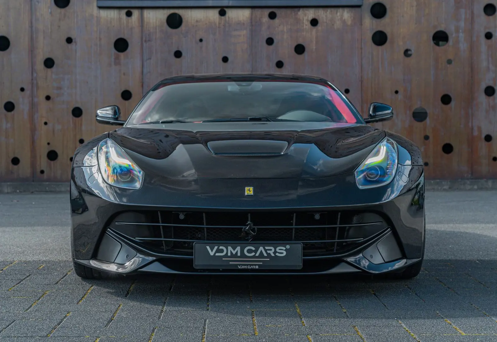 Ferrari F12 Berlinetta * ALCANTARA * CUSTOM * CARBON *  - 137286
