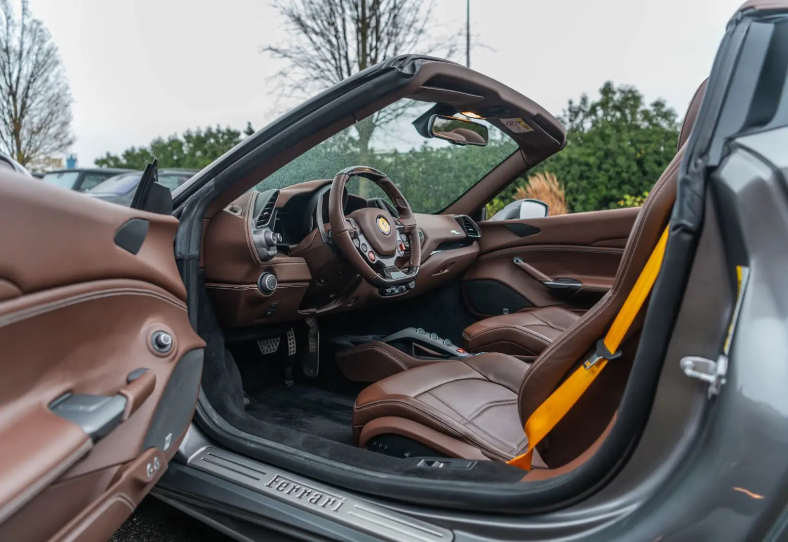 Ferrari 488 Spider HELE * SERVICE NEW * WARRANTY * ELEC.SEAT *  - 138609