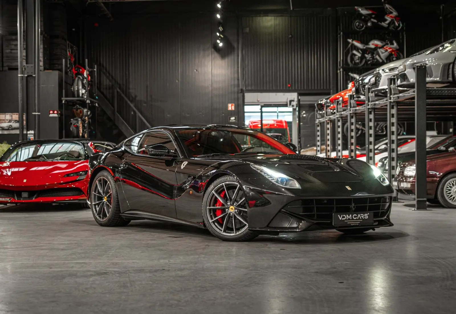 Ferrari F12 Berlinetta * ALCANTARA * CUSTOM * CARBON *  - 134998
