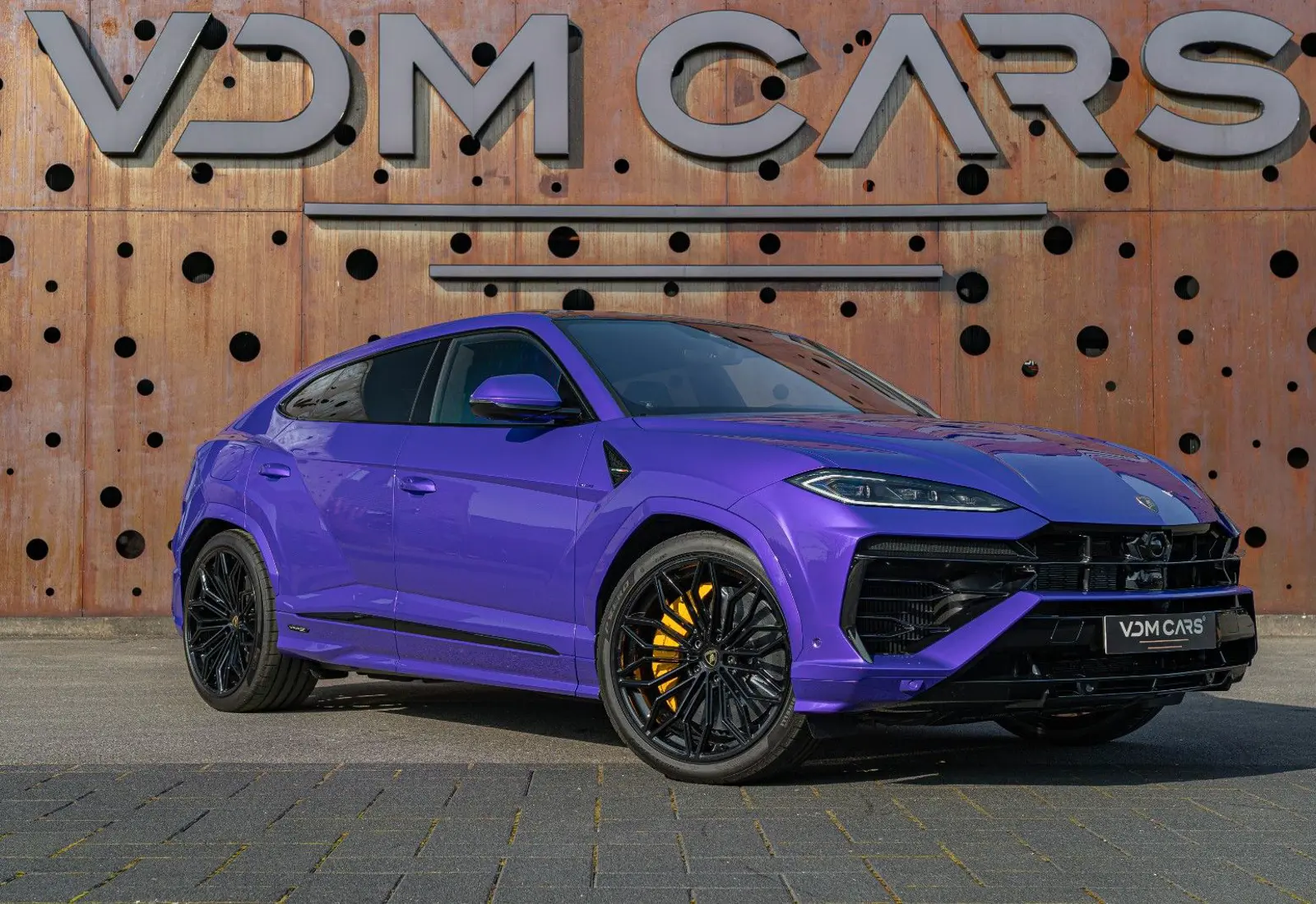Lamborghini Urus SE * AD PERSONAM * VIOLA HONGKONG * MASSAGE * VOLL - 135973