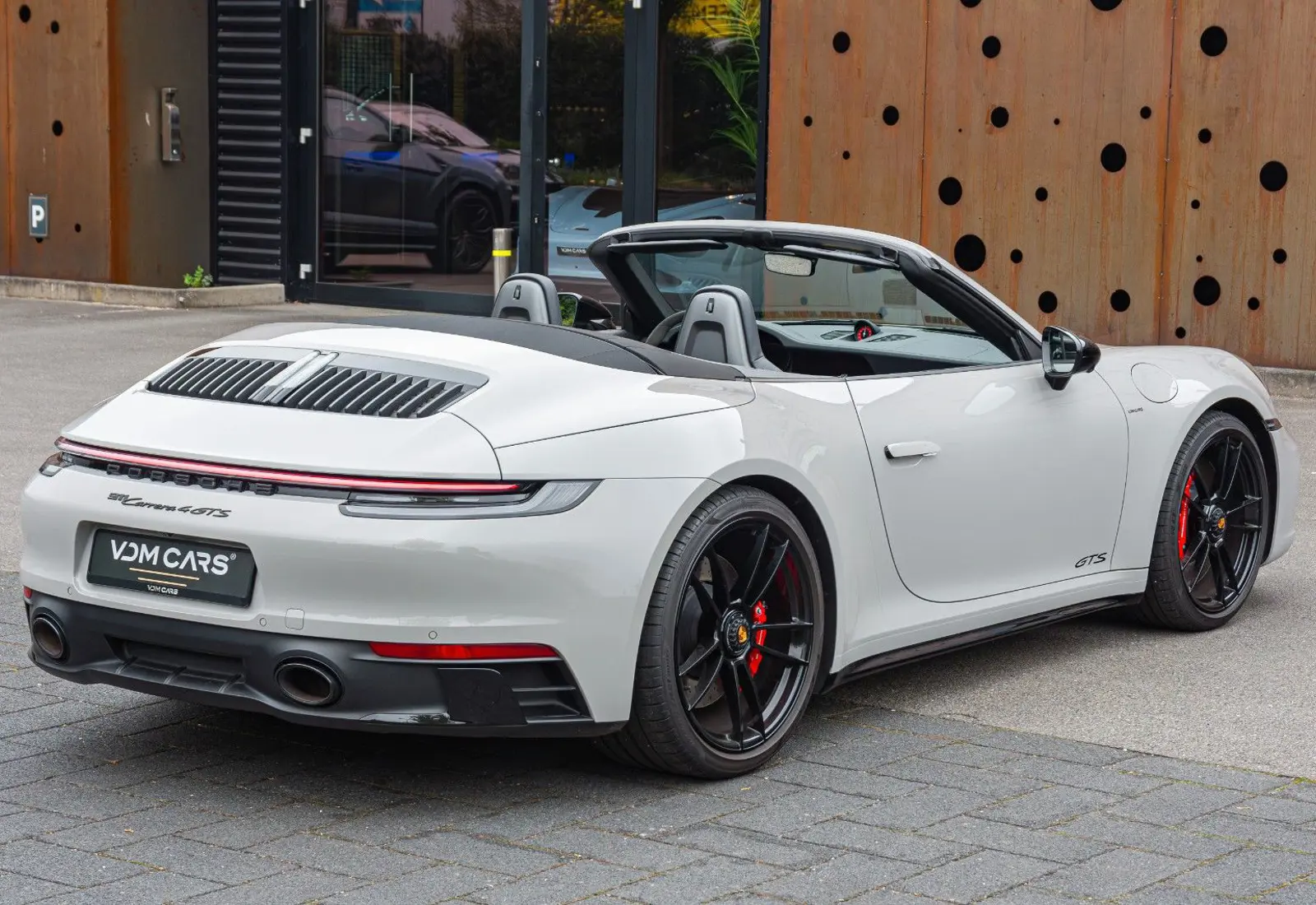 Porsche 911 Carrera 4 GTS Cabrio * 18 WEG * BOSE * SPORT * PASM *  - 84880