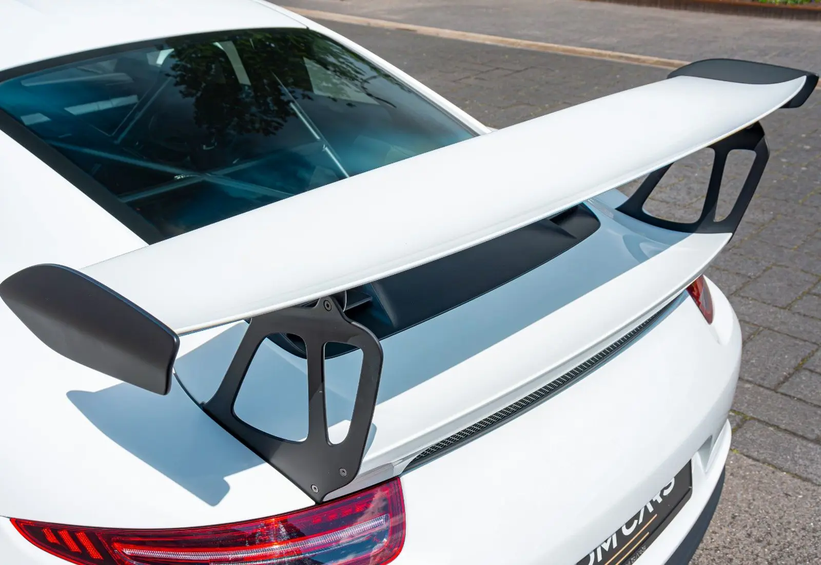 Porsche 911 GT3 RS * 923 KM * 1. BESITZER * PCCB * CARBON * MWST - 104630