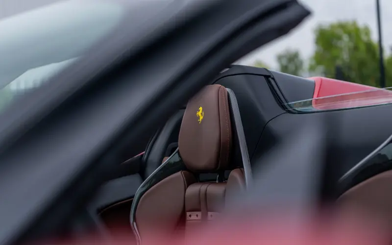 Ferrari SF90 Spider * LIFT * CARPLAY * AFS * TWO-TONE * CARBON *  - 166946