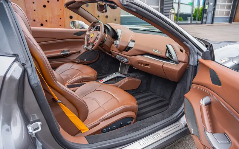 Ferrari 488 Spider HELE * SERVICE NEW * WARRANTY * ELEC.SEAT *  - 112050