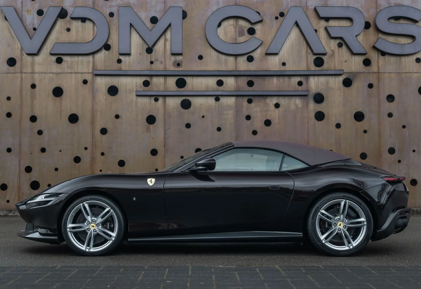 Ferrari Roma Spider * SPECIAL COLOR * ADAS * VENT * 360 * VOLL *  - 131425