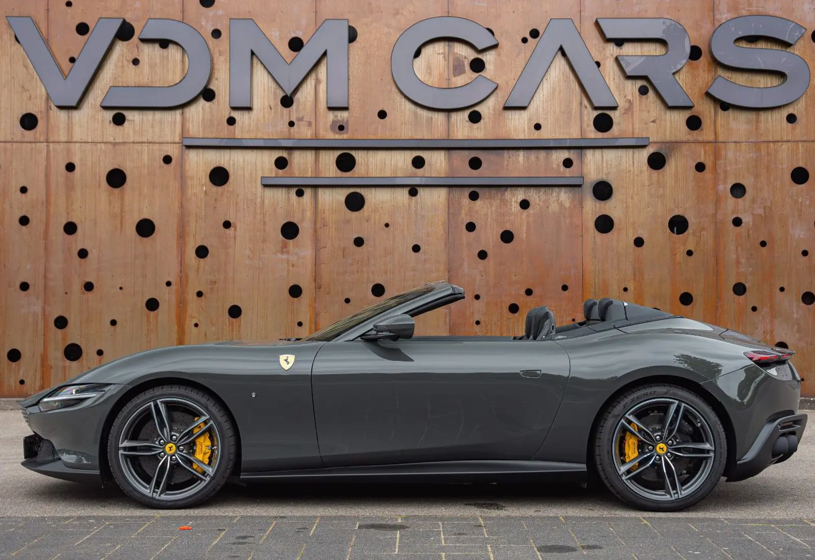 Ferrari Roma Spider * STOCK * CARBON * 360 * SMARTPHONE * SEATS *  - 54162