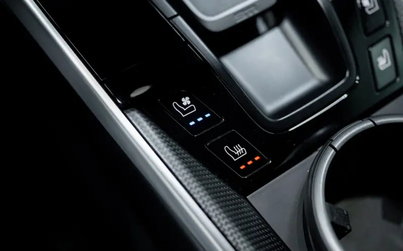 Porsche 992 Carrera 4S * 18-WEG * H.ACHSLENKUNG * SITZBELÜFT *  - 138492