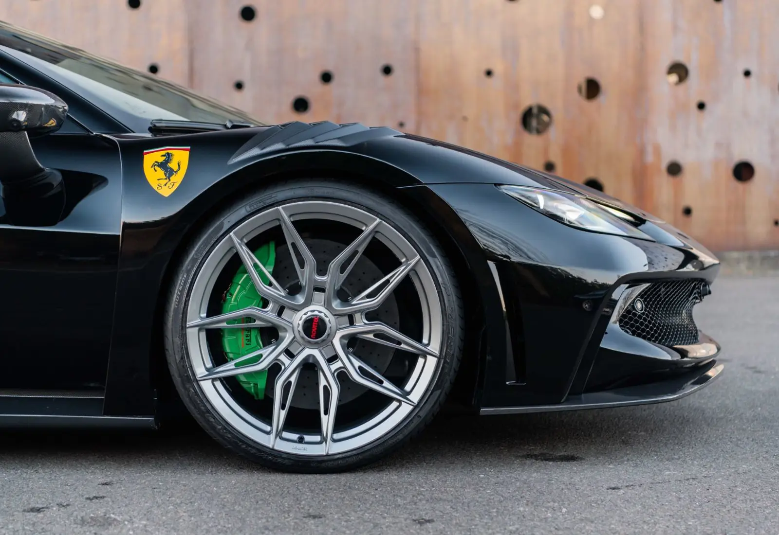 Ferrari 296 GTS N-LARGO * 1 OF 15 * FULL CARBON * LIFT * ADAS *  - 124813