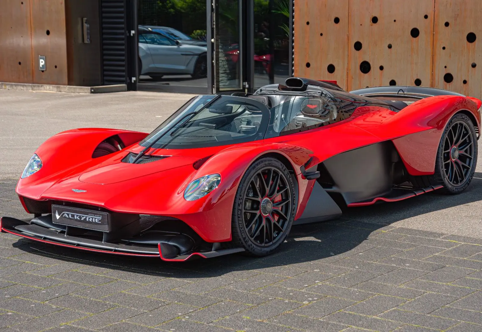 Aston Martin Valkyrie SPIDER * Q-COMMISSION * COLLECTOR PLAN *  - 105940