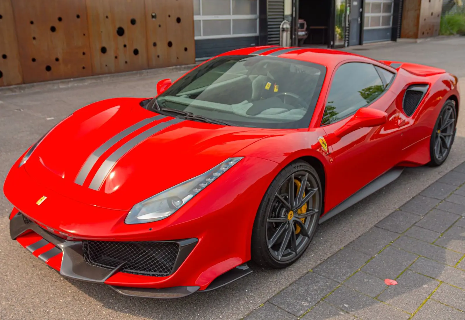 Ferrari 488 Pista * CARBON * MWST * SERVICE NEW * FULL XPELL *  - 70604