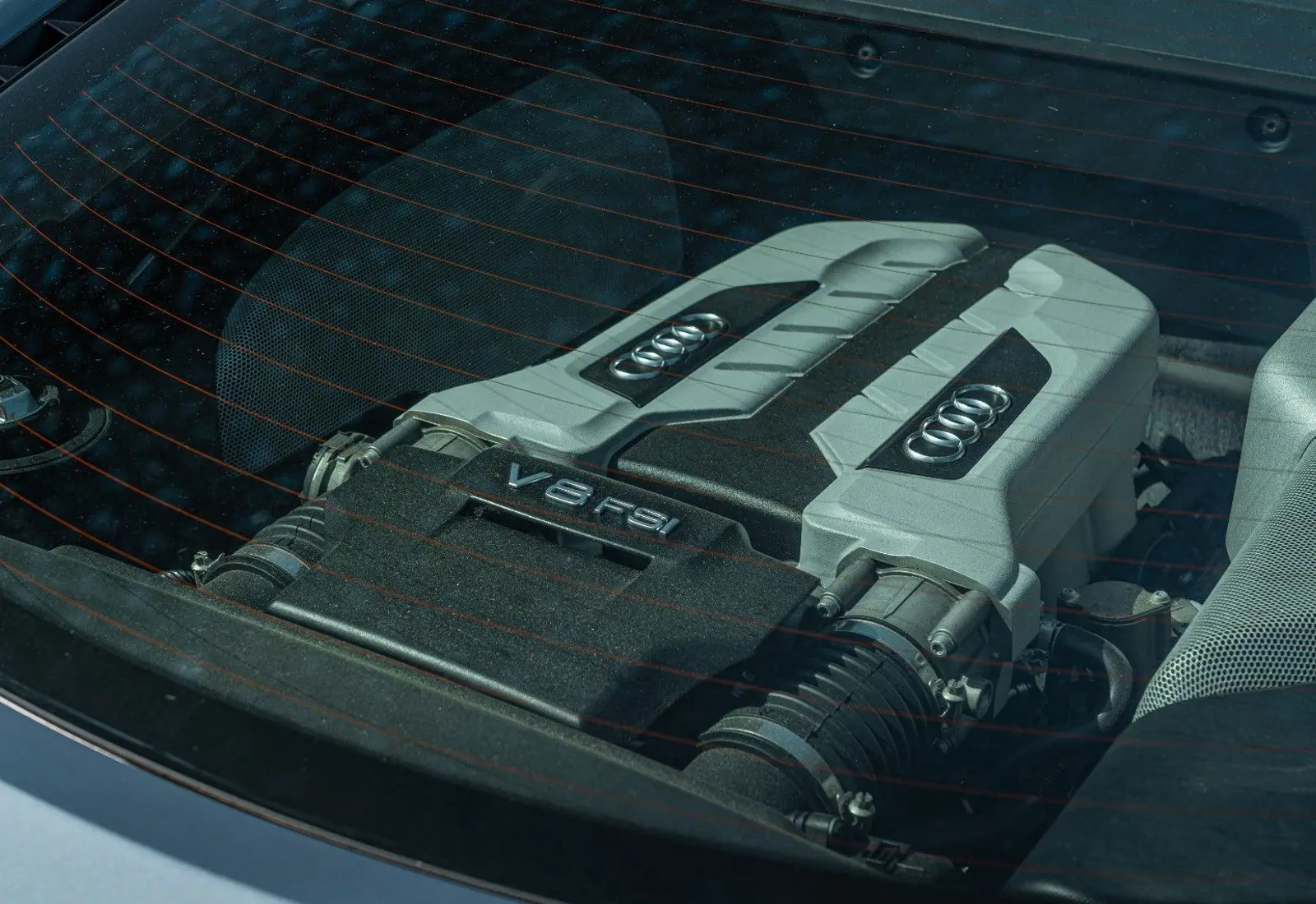 Audi R8 Coupe 4.2 FSI quattro * HANDSCHALTER * TITAN * B&amp;O - 167857