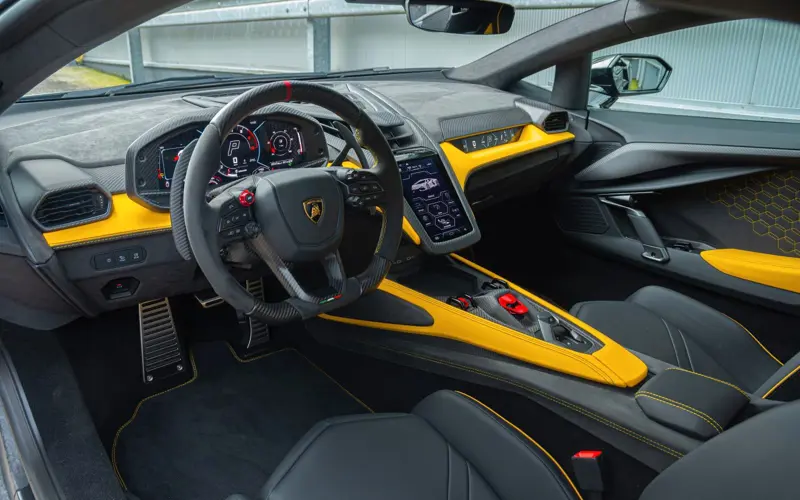 Lamborghini Revuelto 6.5 V12 * NEW CAR * AVAILABLE * BI COLOR - 145423