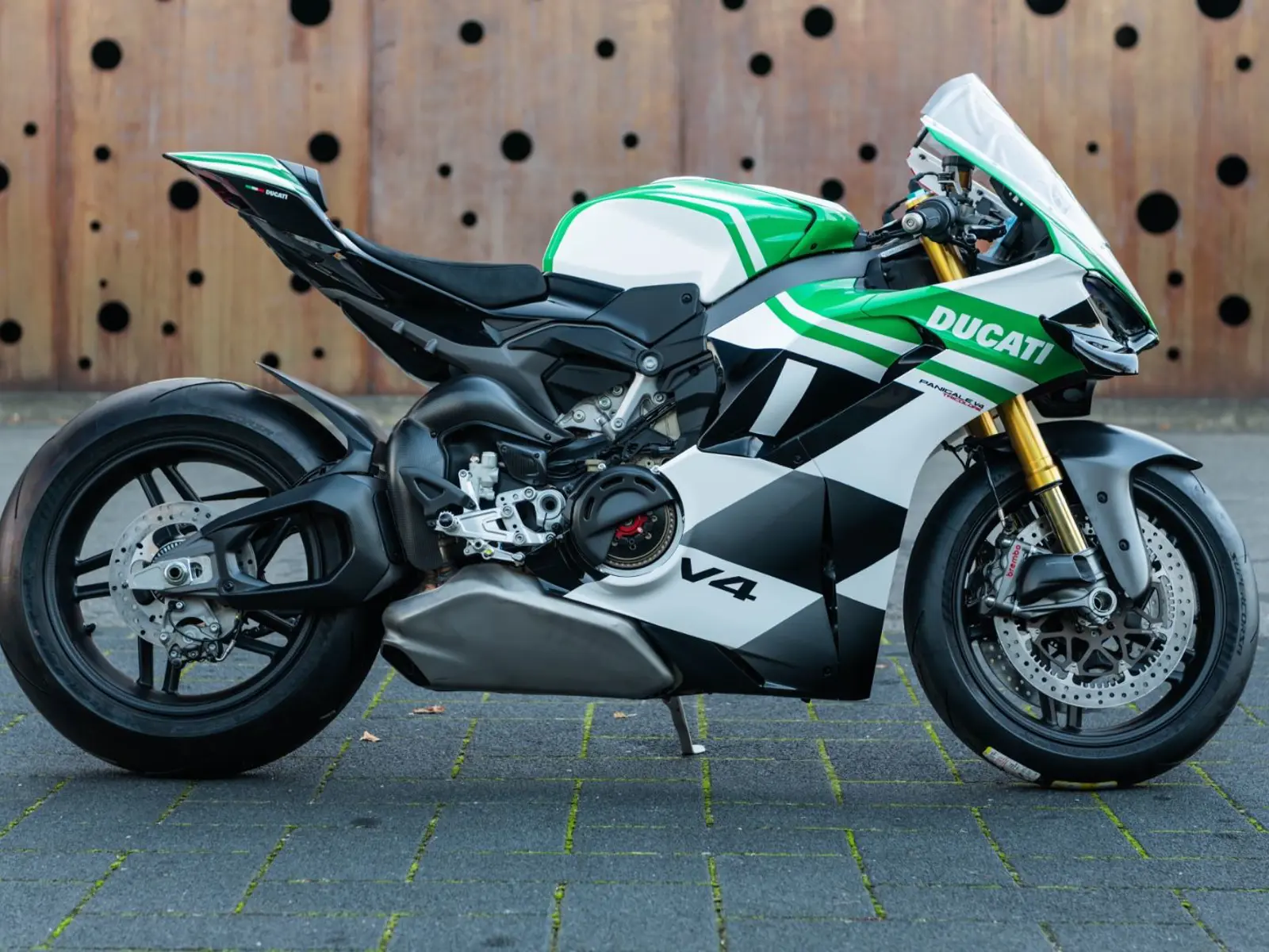 Ducati Panigale V4 Tricolore * LIMITED * 1 OF 1000 * CORSE *  - 167012