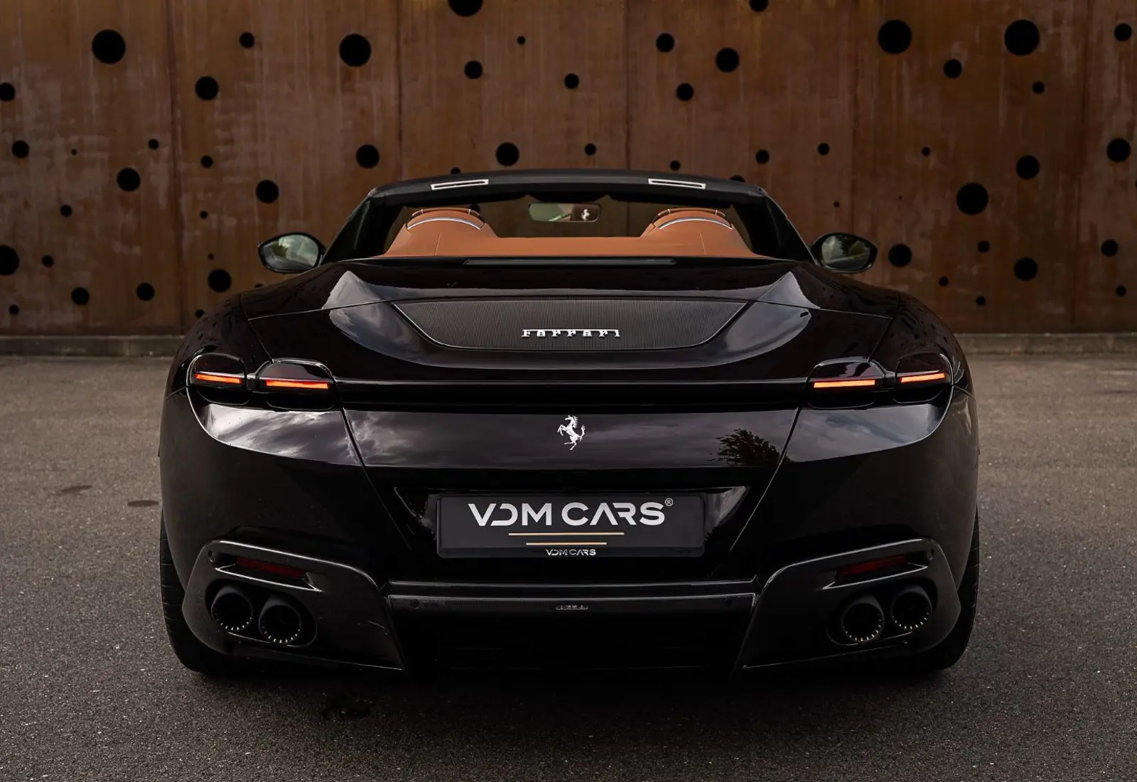 Ferrari Roma Spider * SPECIAL COLOR * VENT * VOLL * LP €345.000 - 171176