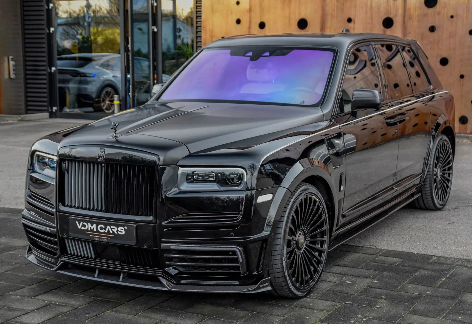 Rolls-Royce Cullinan MANSORY * REAR-ENT * STARLIGHT * NEW SERVICE - 76643