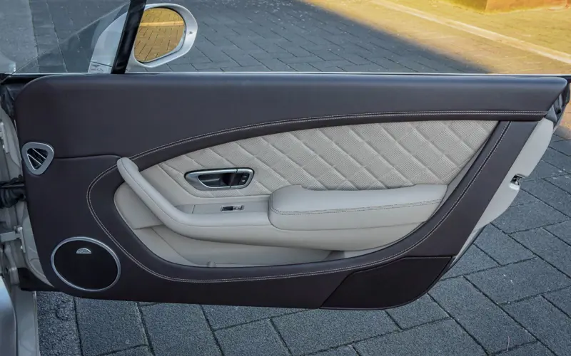 Bentley Continental GTC V8 S * 1. OWNER * MULLINER * MASSAGE *  - 106021