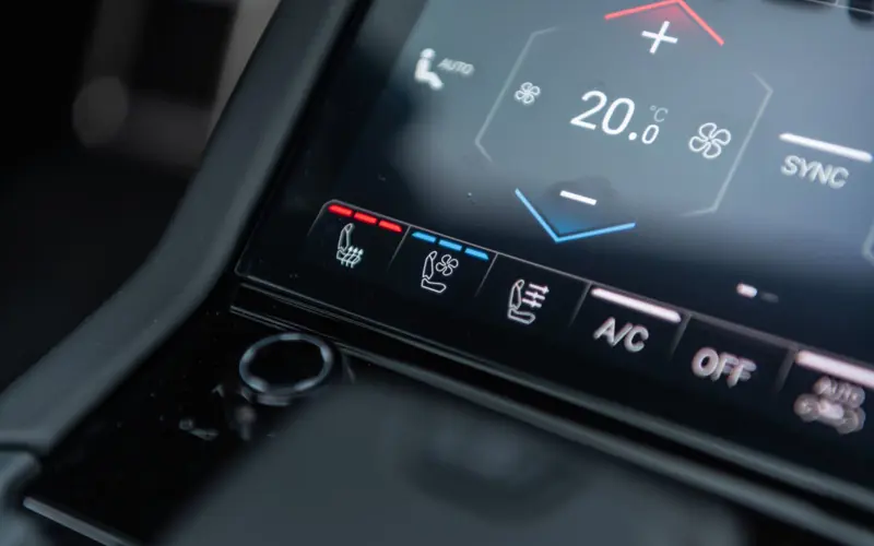 Lamborghini Urus SE * KERES MATTE * SONUS * MAINTENANCE PACK * 23" *  - 128159