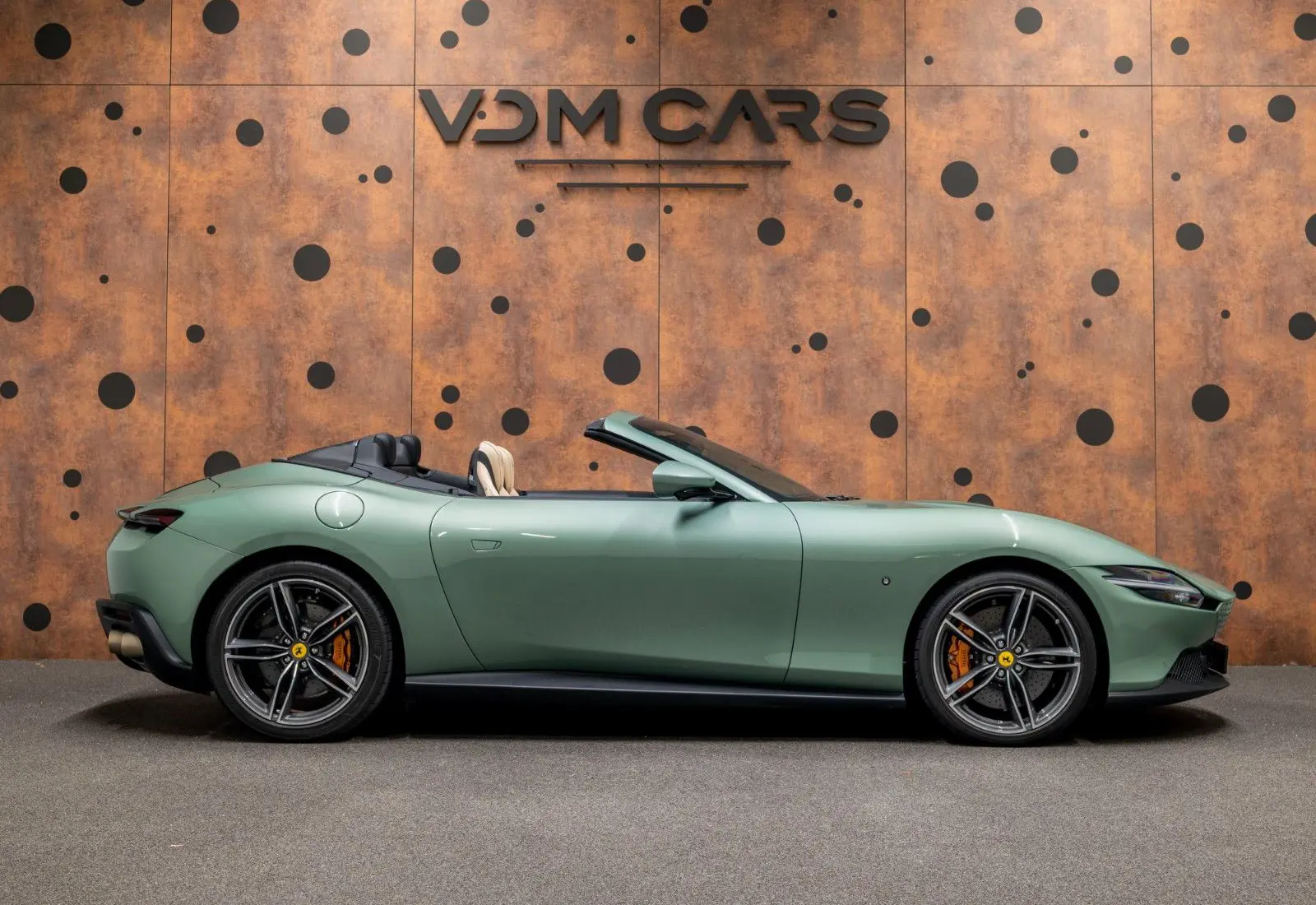 Ferrari Roma Spider * SPECIAL PAINT * MAGNERIDE * 360 * VENT *  - 170211
