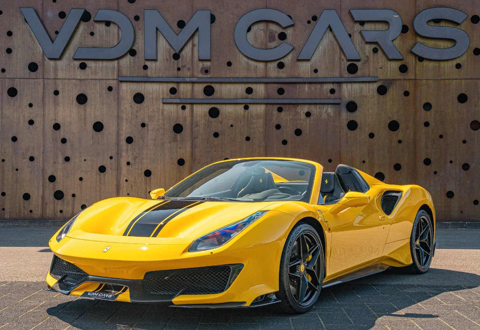 Ferrari 488 Pista Spider * ONLY 365 KM * CARBON (14x) * LIFT *  - 108475