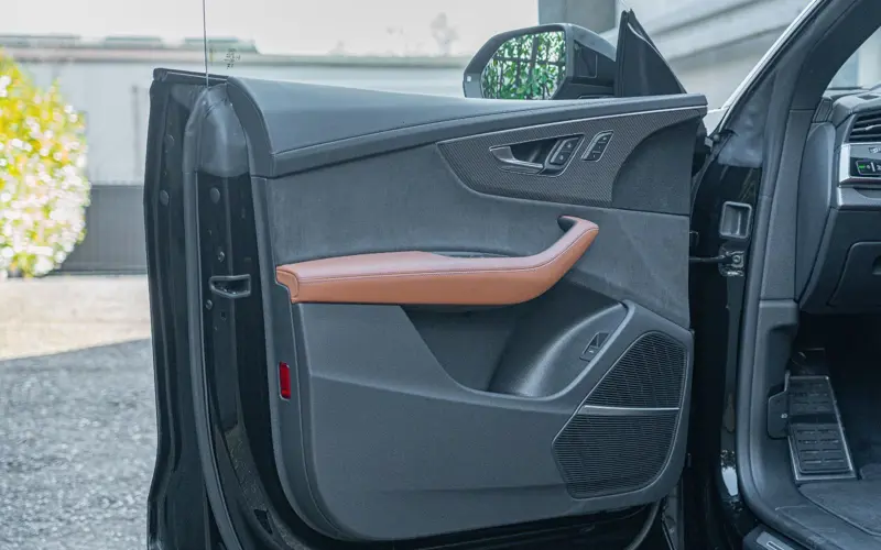 Audi RSQ8 4.0 TFSI * MATRIX * B&amp;O * TOUR * HEADUP *  - 137034