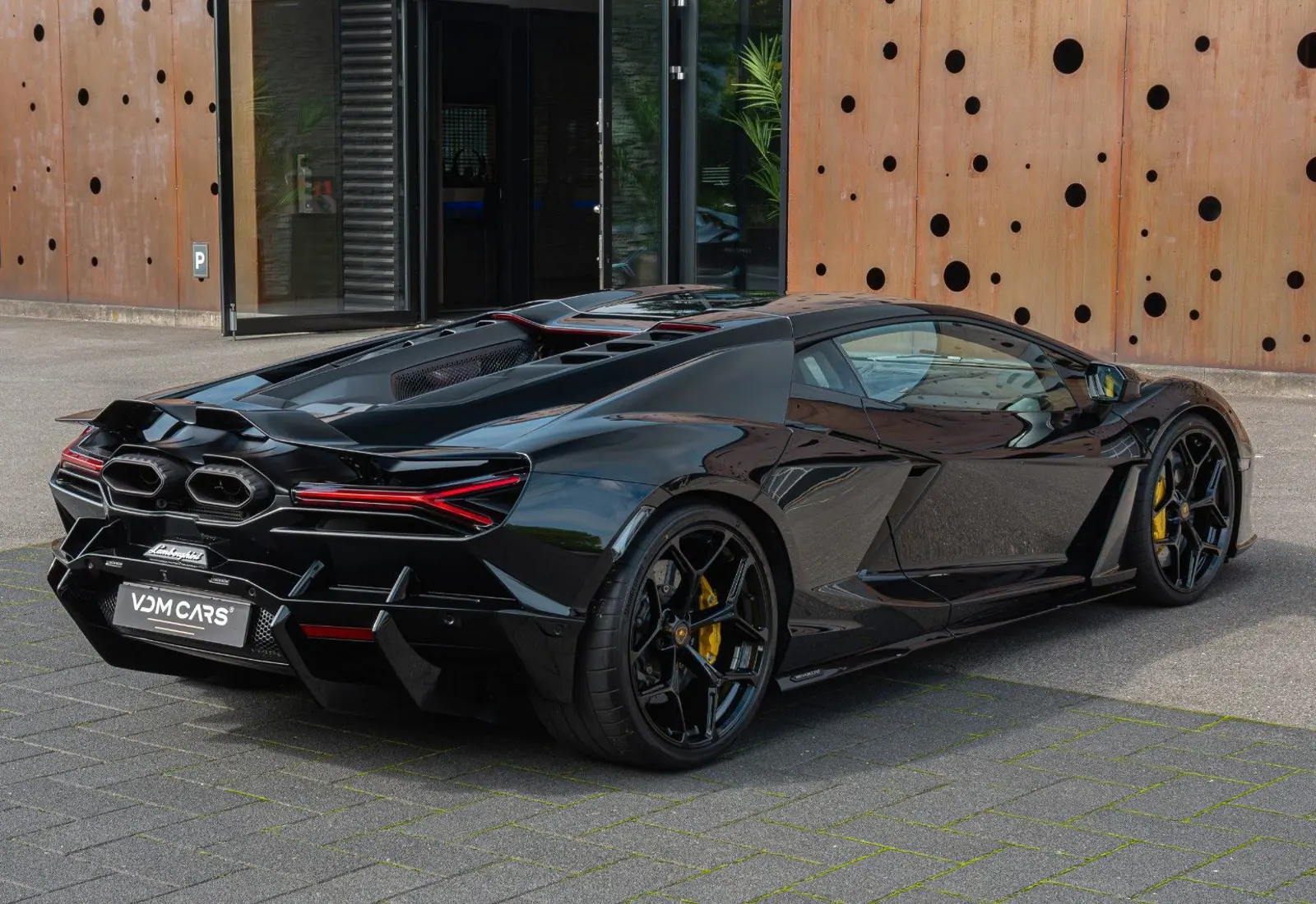 Lamborghini Revuelto 6.5 V12 * NEW CAR * AVAILABLE * BI COLOR - 114712