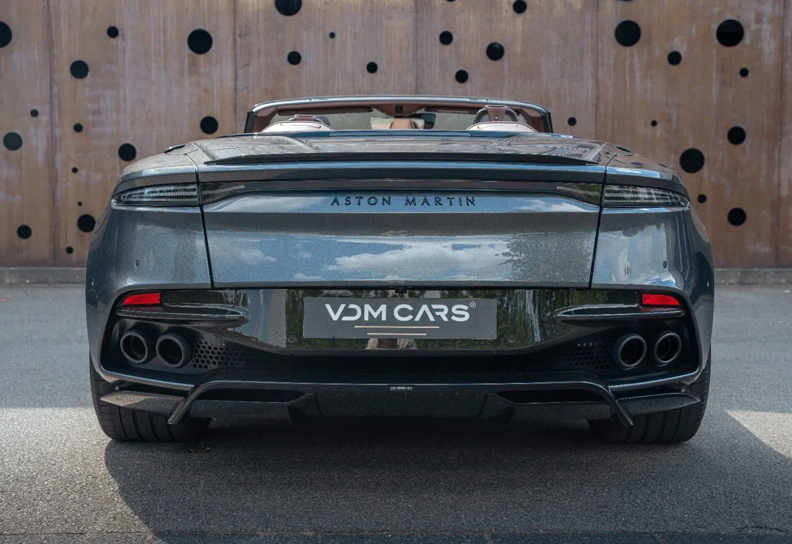 Aston Martin DBS Volante 770 Ultimate * 1/199 * Carbon * Carb.Seats - 167627