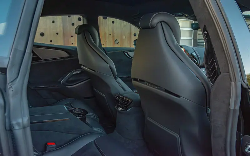 Ferrari Purosangue V12 * CARBON * AVAILABLE * NEW *  - 105906