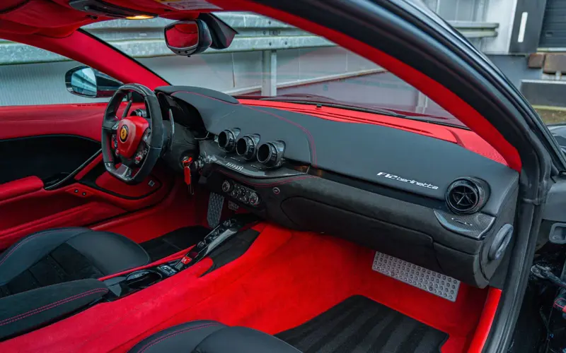 Ferrari F12 Berlinetta * ALCANTARA * CUSTOM * CARBON *  - 137316