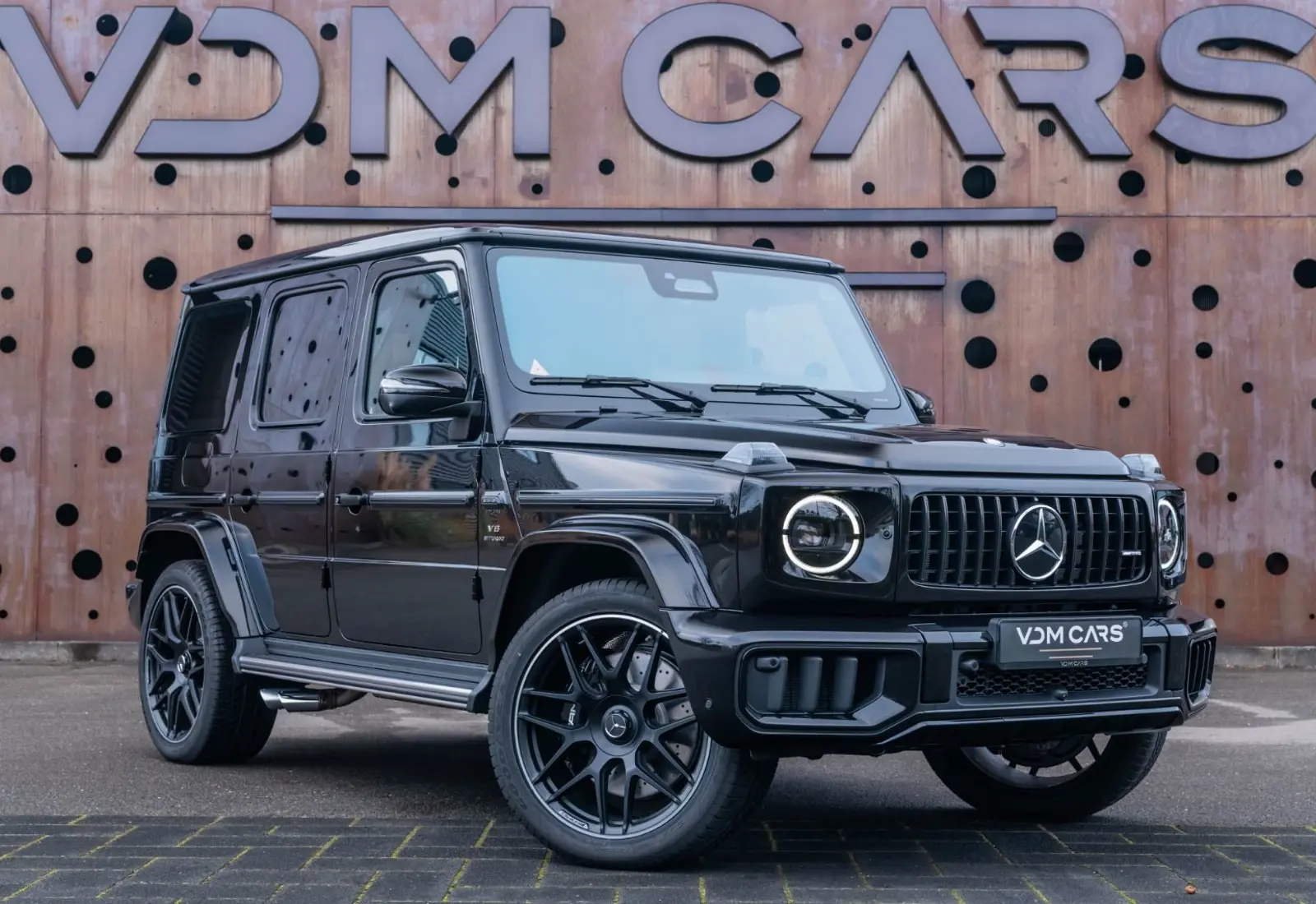Mercedes-Benz G 63 AMG * PERFORMANCE * SUPERIOR * COMFORT * CARBON * NI - 129437