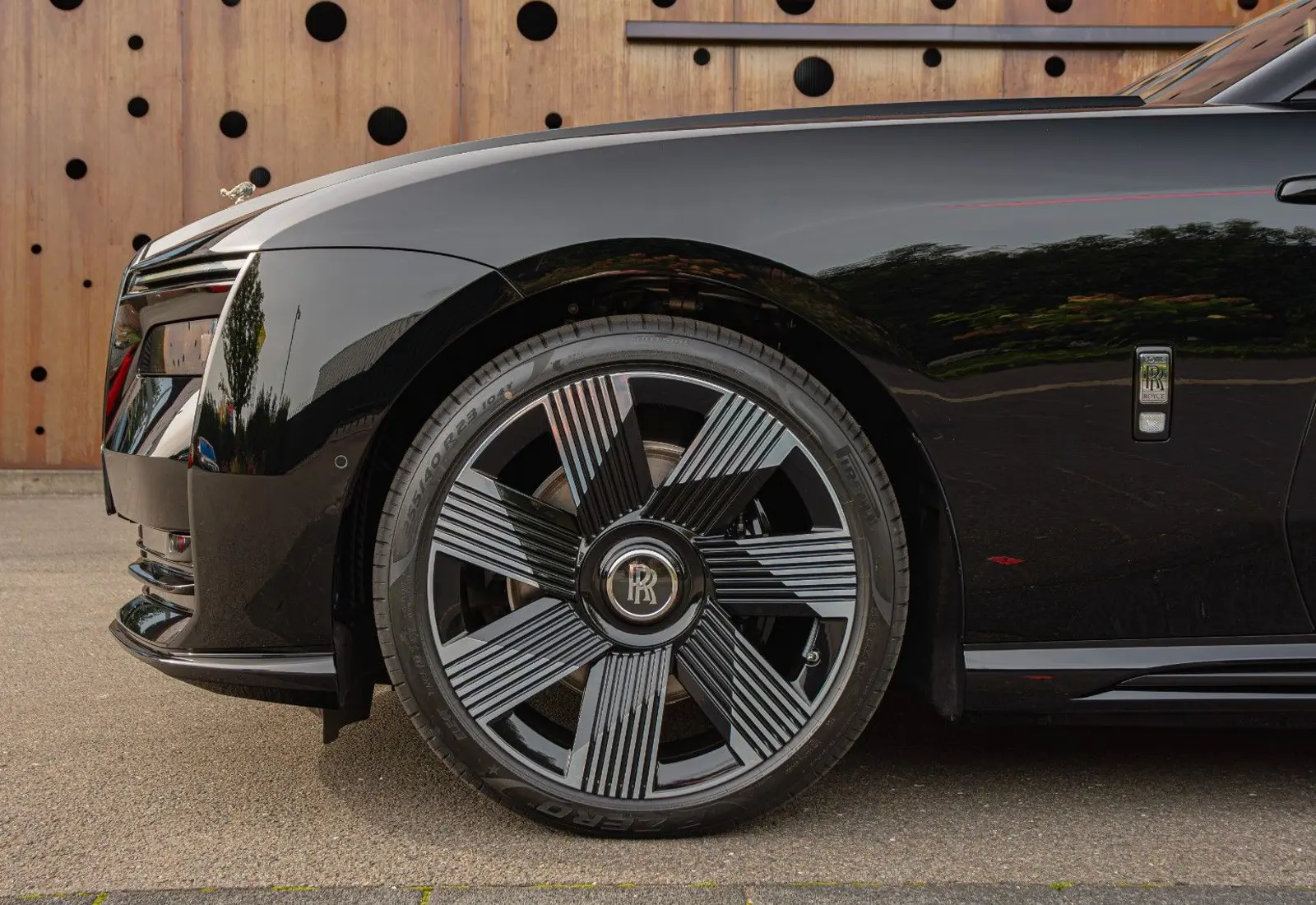 Rolls-Royce Spectre STOCK * STARLIGHT DOOR * MASSAGE * VOLL - 105101