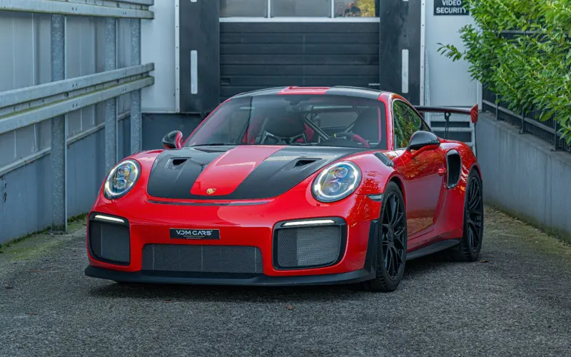 Porsche 911 GT2 RS * WEISSACH * 1.HAND * NUR 732KM * CLUBSPORT - 135845